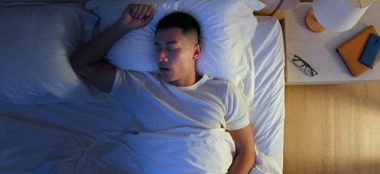Cómo dormir boca arriba: Consejos y beneficios Paraiso